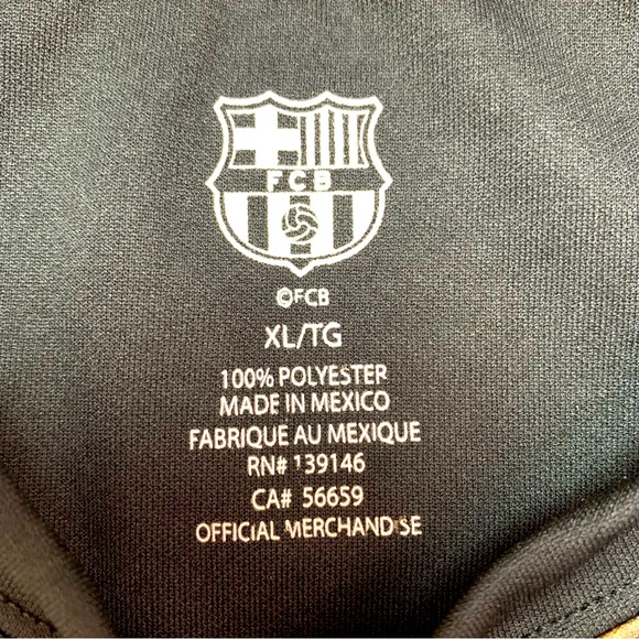 Messi All Over Print FCB 10 Polyester Shirt Mens sz XL Short Sleeve Soccer - Picture 3 of 9